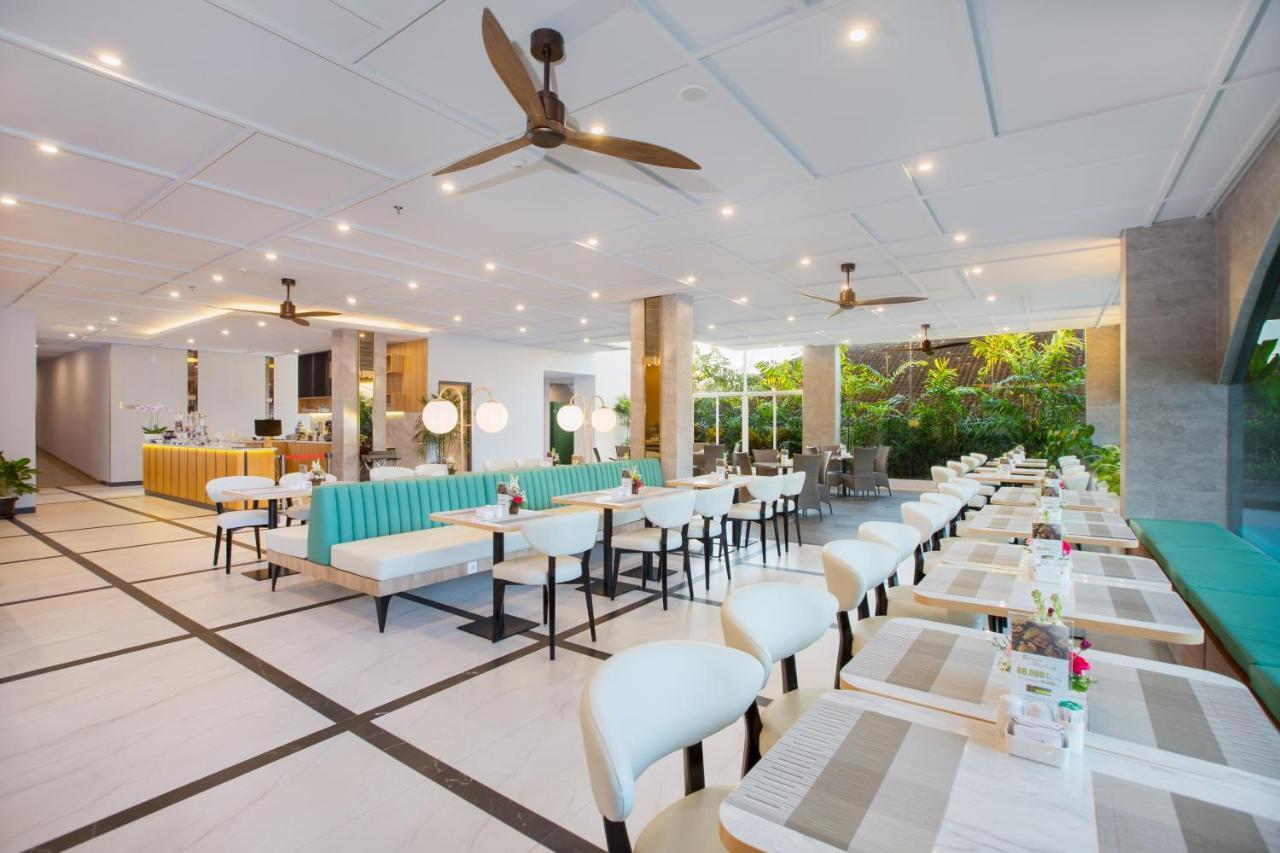 Rv Hotel Gianyar Ubud  Bagian luar foto