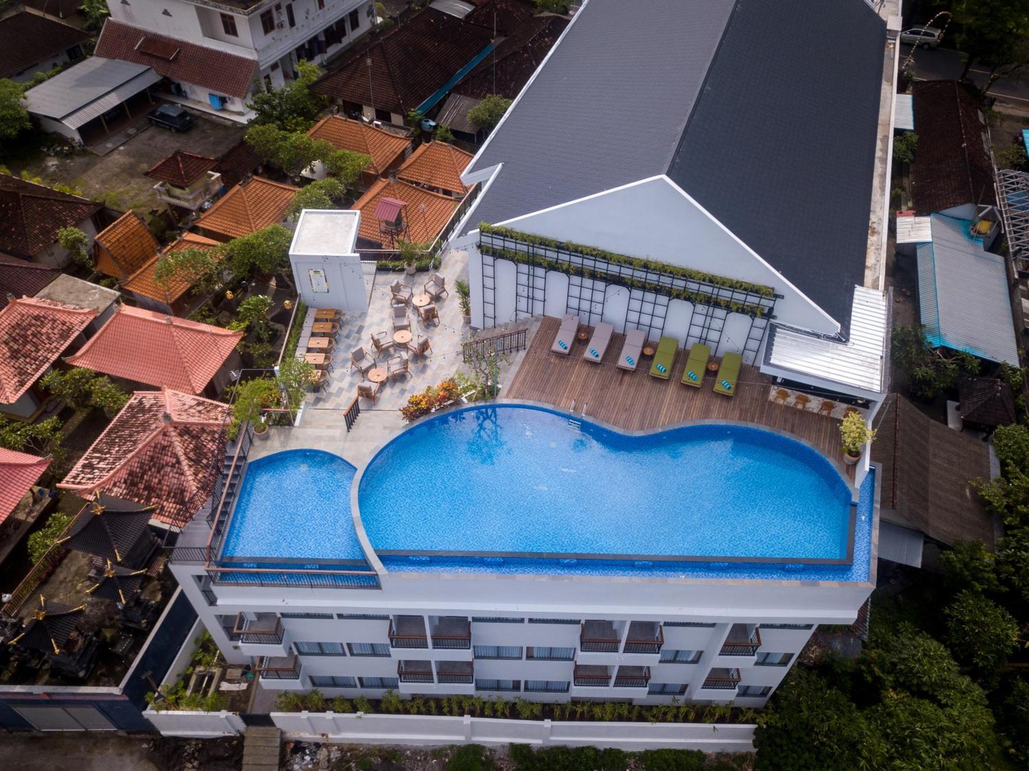 Rv Hotel Gianyar Ubud  Bagian luar foto